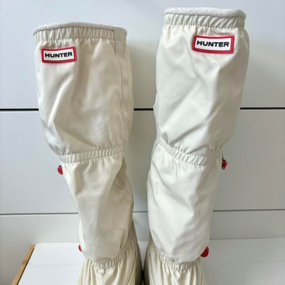 Hunter Women's White and Cream Boots - Picture 5 of 8